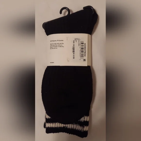 NEW Mens Nordstrom Waffle Crew Socks Black And White Size 6-12.5 - Picture 2 of 5